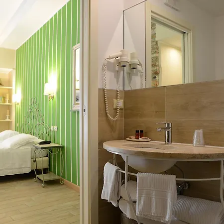 Borgo Antico Отель 3*