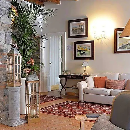 Borgo Antico Hotel 3*