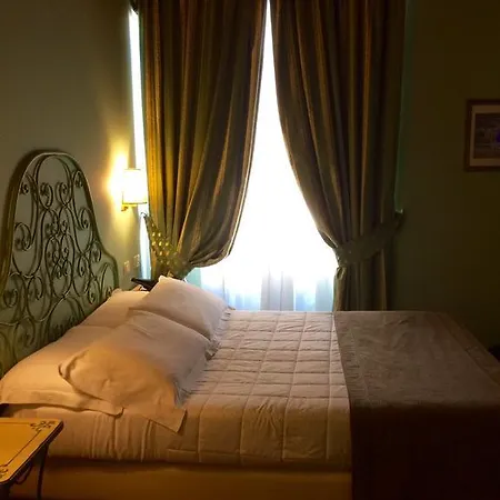 Отель Borgo Antico 3*