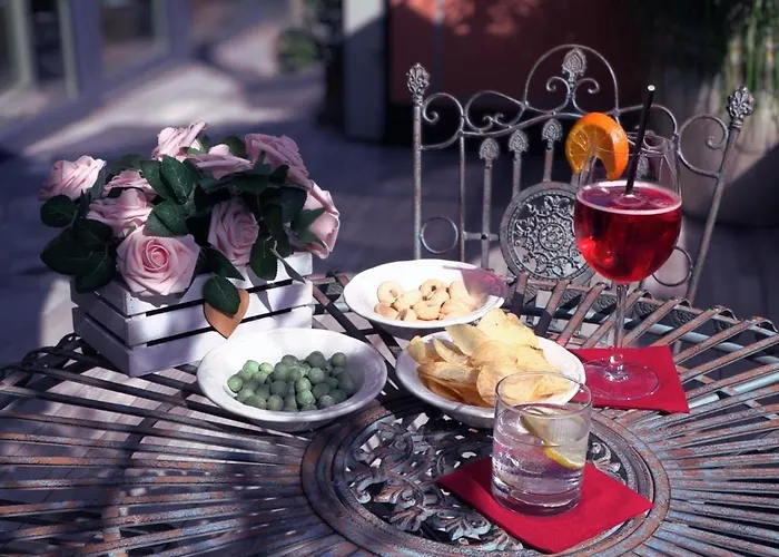 Borgo Antico 3* Como