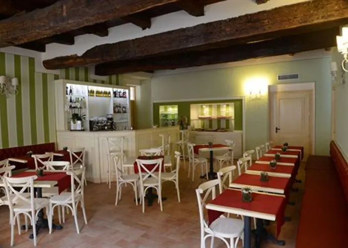 Hotell Borgo Antico 3*