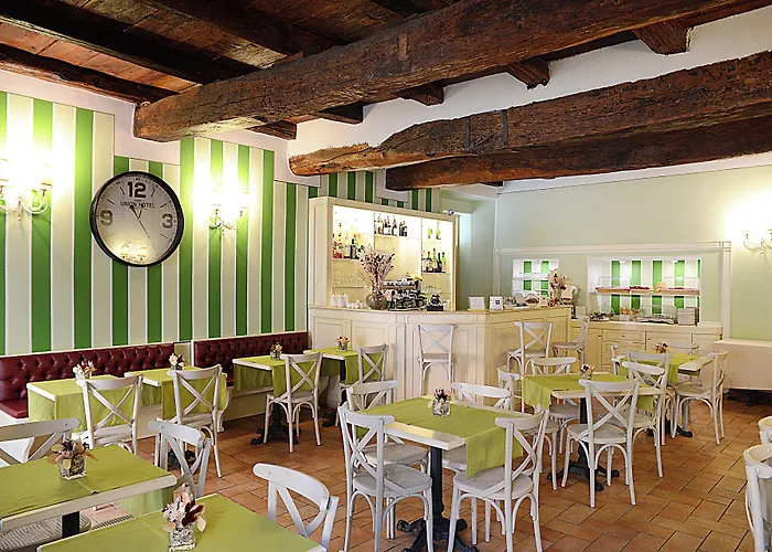 Borgo Antico Hotell 3*