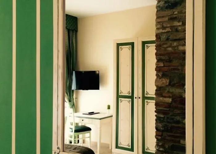 Borgo Antico Hotell Como