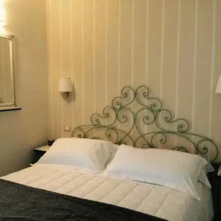 Borgo Antico 3* Como